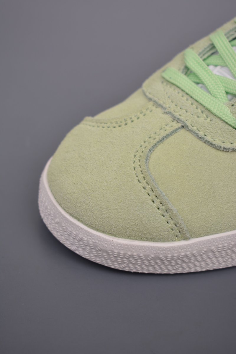 Adidas Originals Gazelle W view