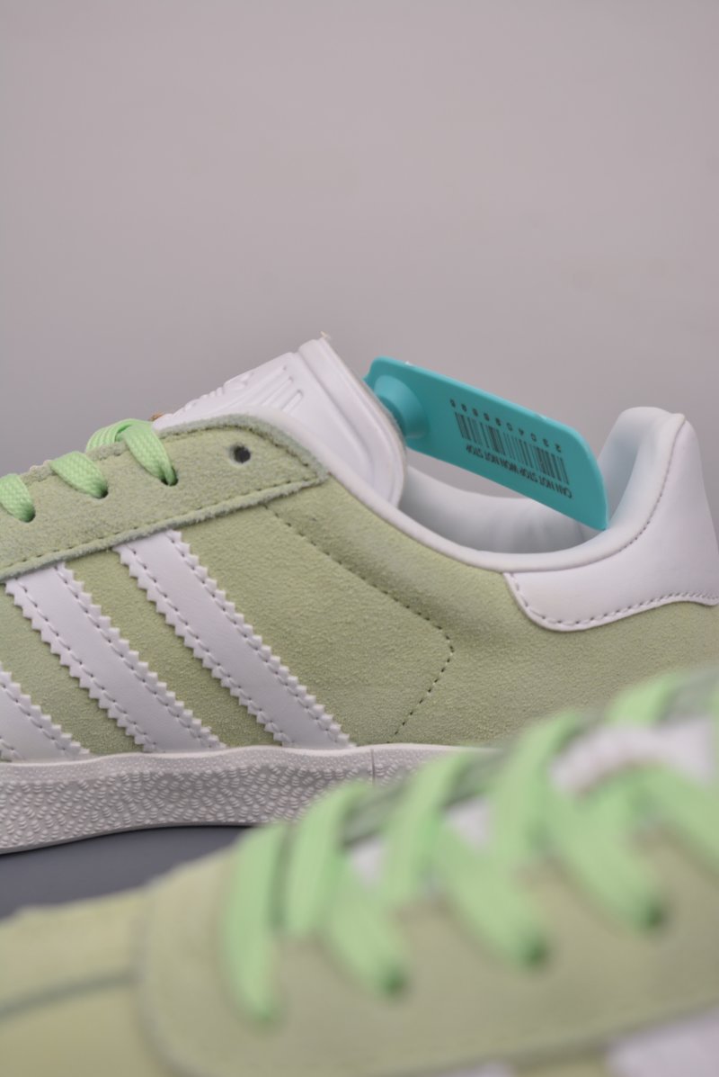 Adidas Originals Gazelle W view
