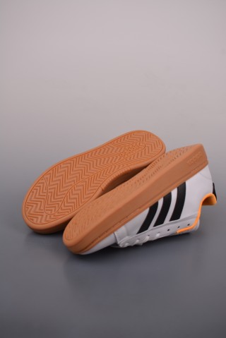Adidas Courtbeat Post Up view 3