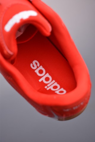Adidas Adiracer view 9