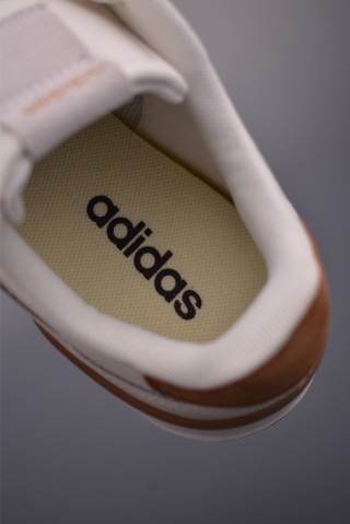 Adidas Aspyre view 9