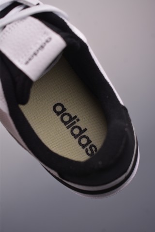 Adidas Aspyre view 9