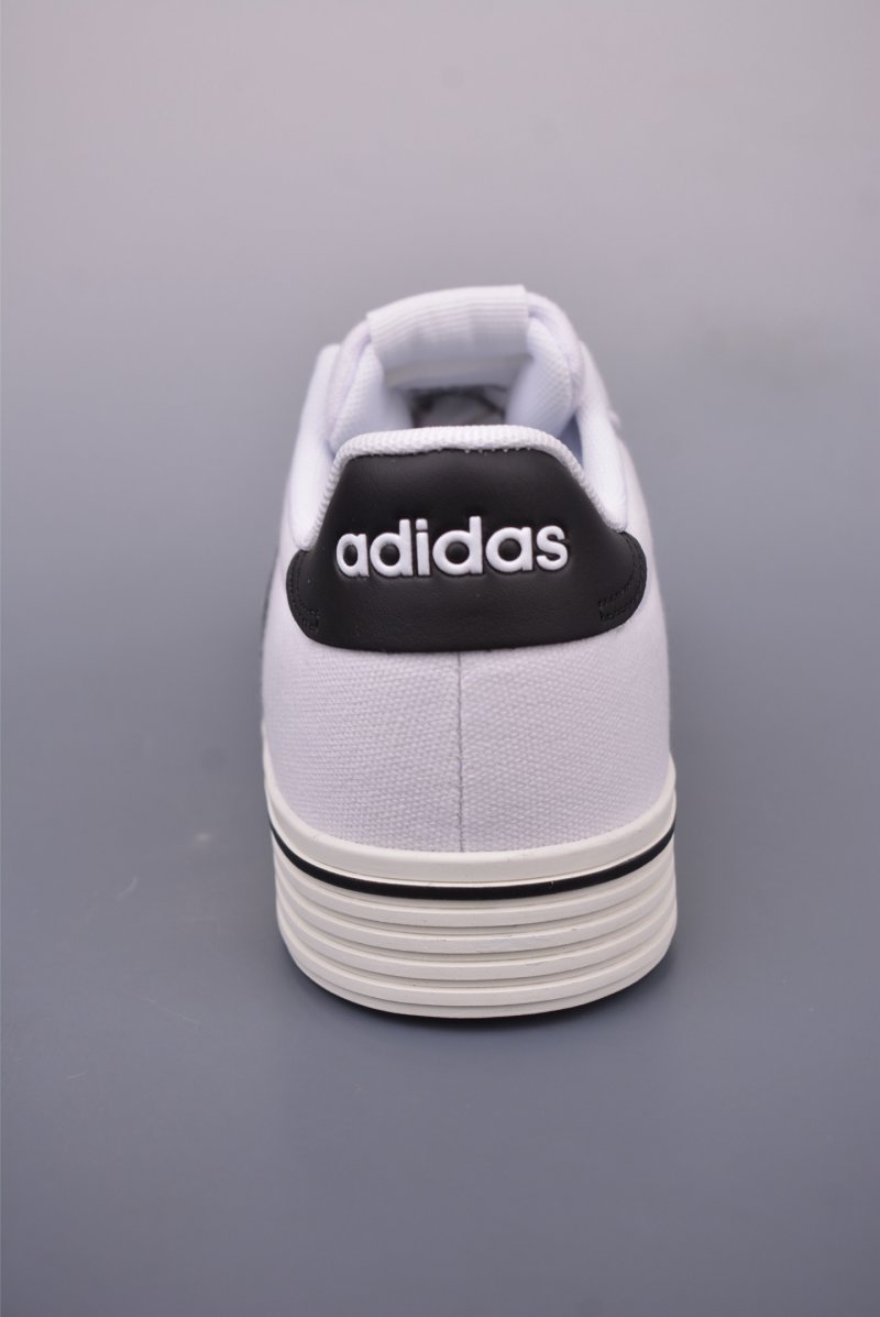 Adidas Barreda Daily view