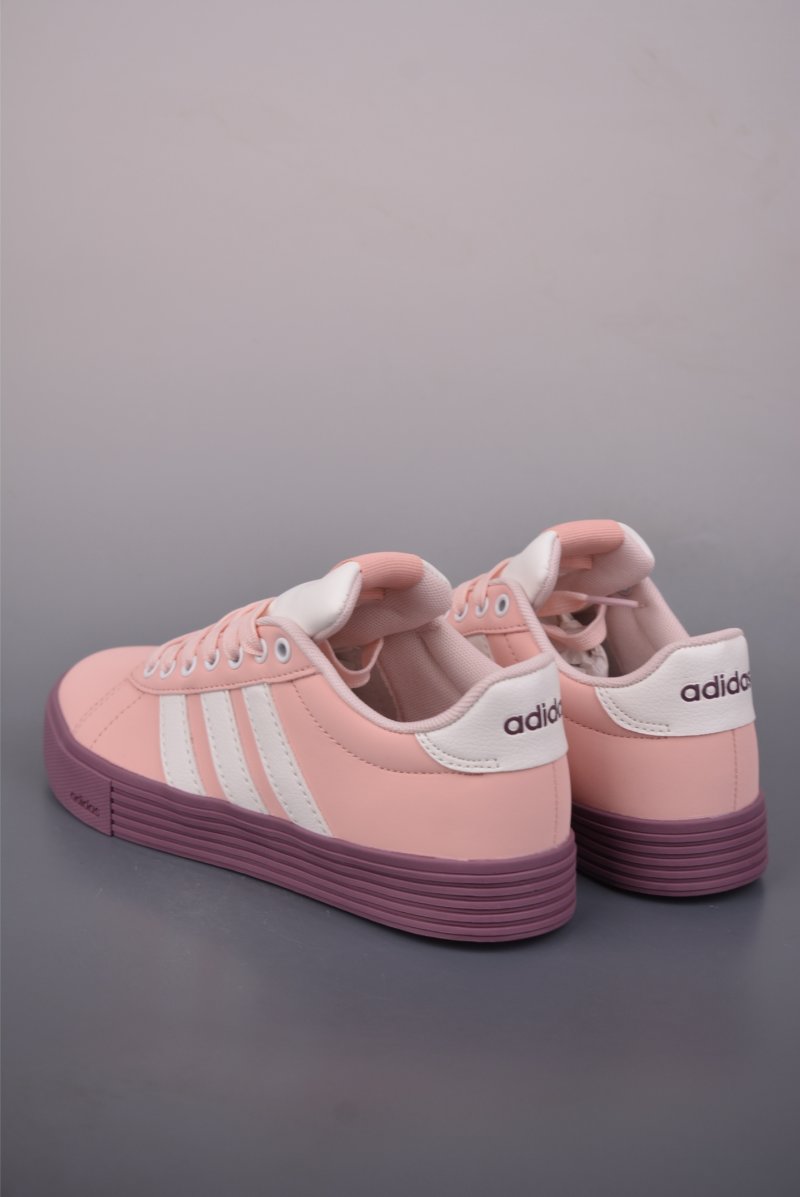 Adidas Barreda Daily view