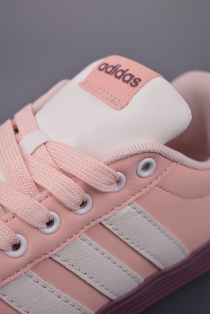Adidas Barreda Daily view