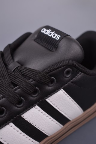 Adidas Barreda Daily view 7