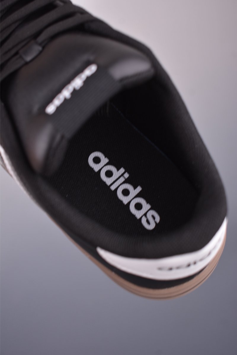 Adidas Barreda Daily view
