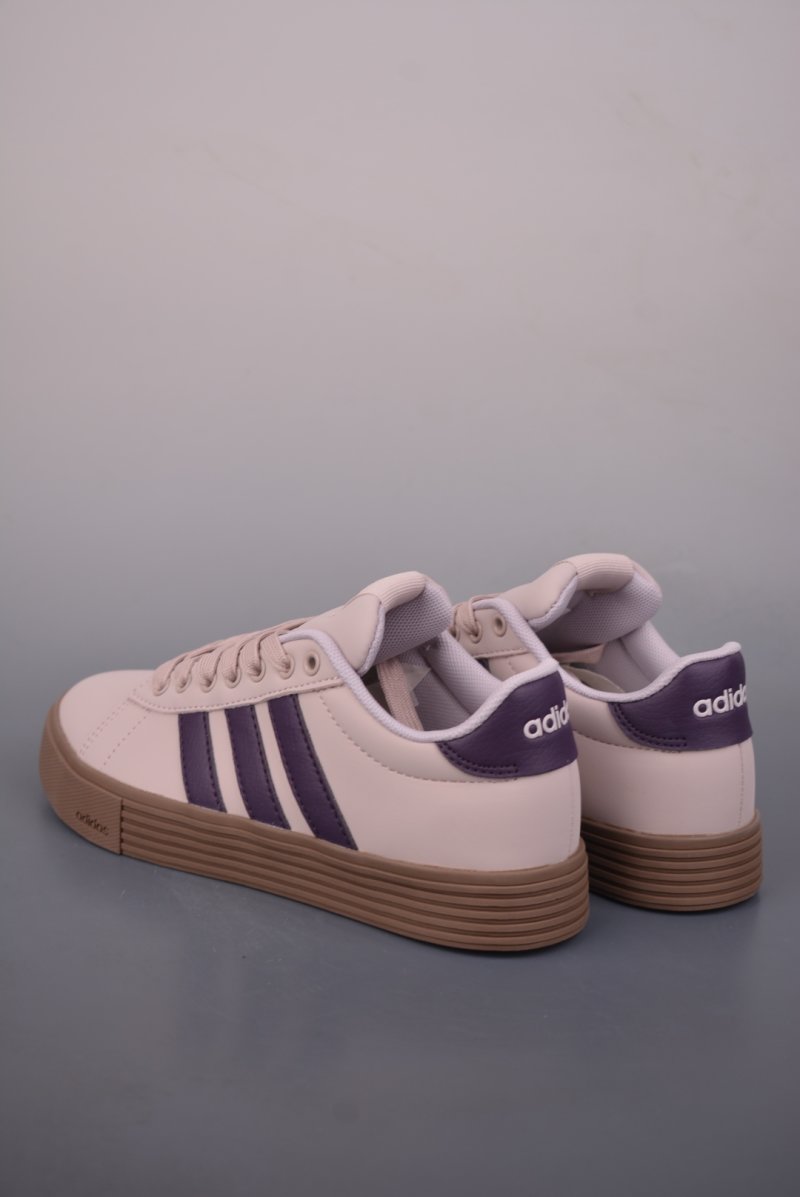 Adidas Barreda Daily view