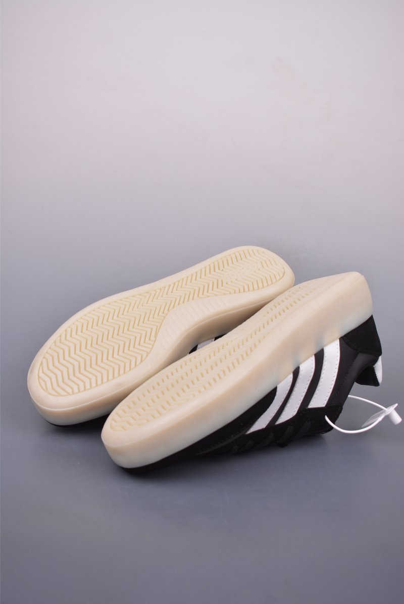 Adidas Barreda Decode view