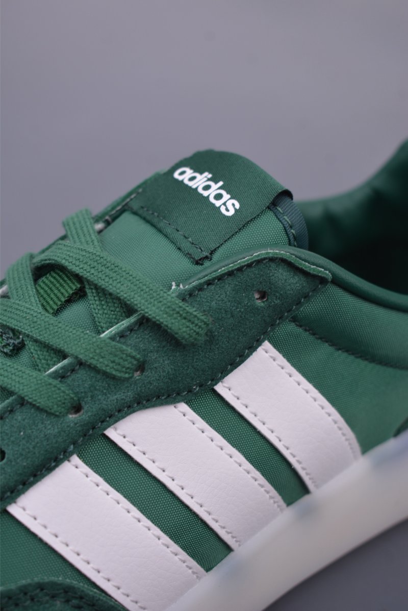 Adidas Barreda Decode view