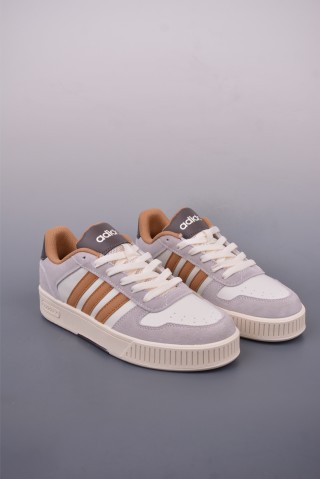 Adidas D-Pad Classic view 3