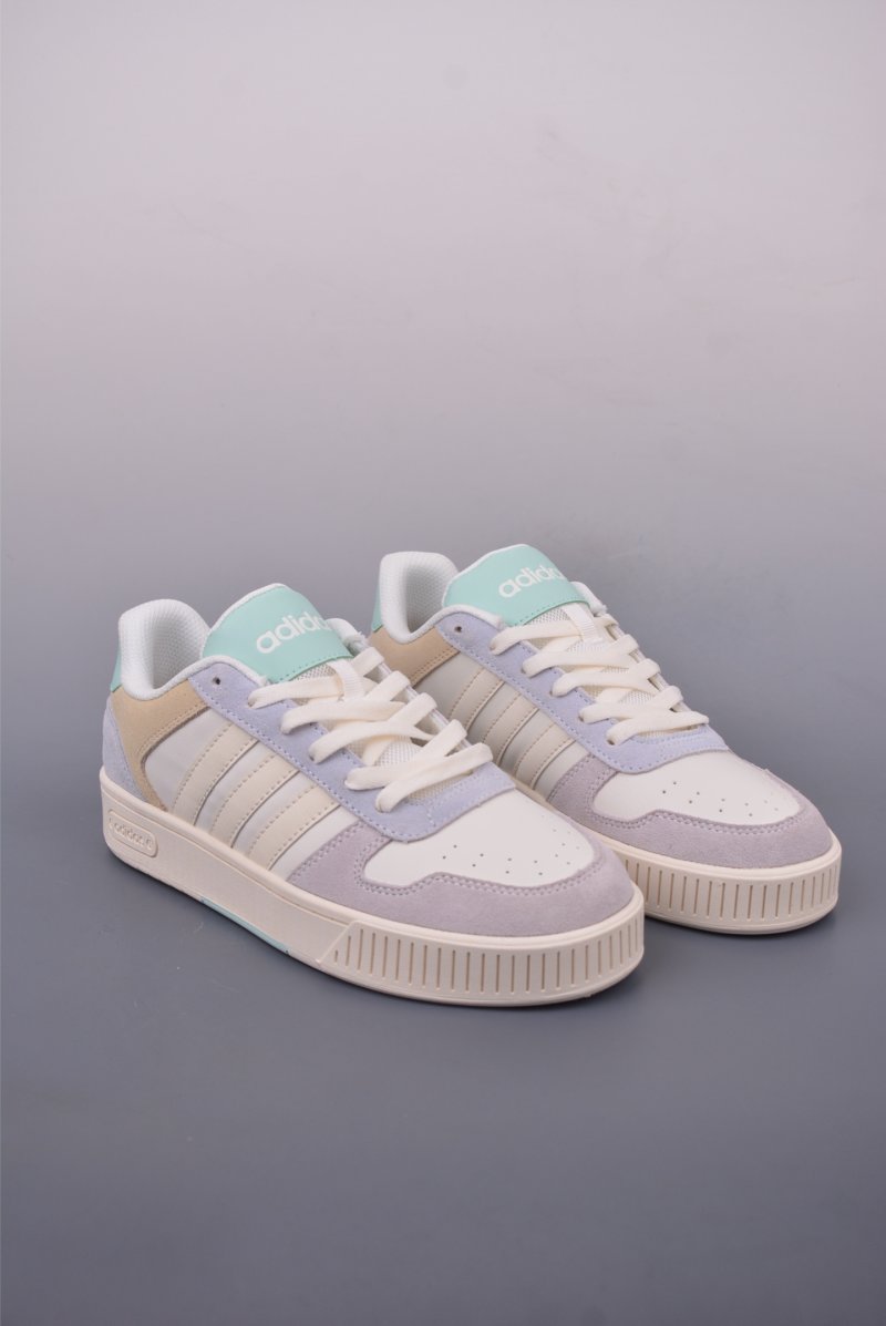 Adidas D-Pad Classic view