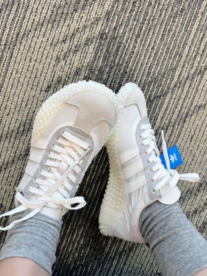 Adidas Kamanda view