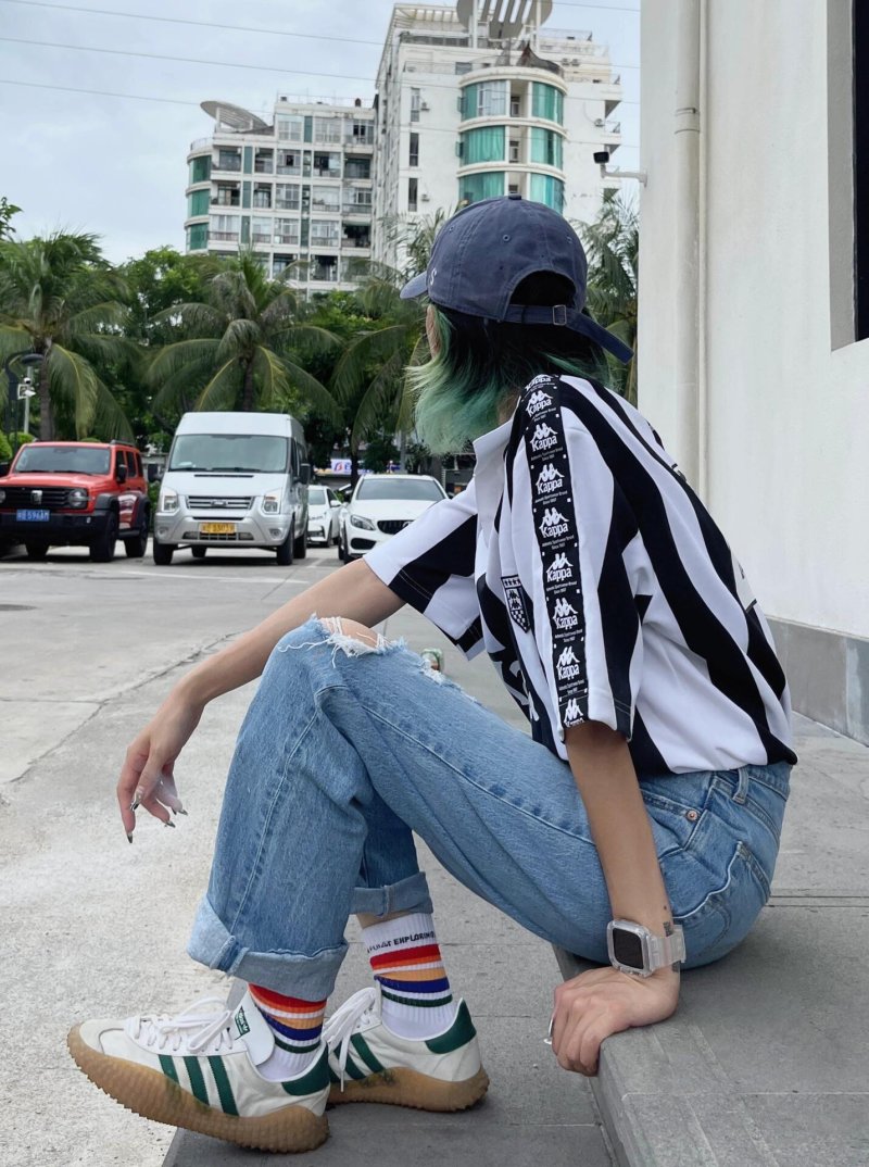 Adidas Kamanda view