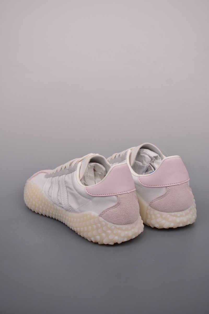 Adidas Kamanda view