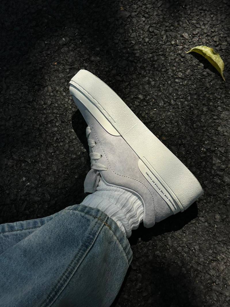 Adidas Labcourt view