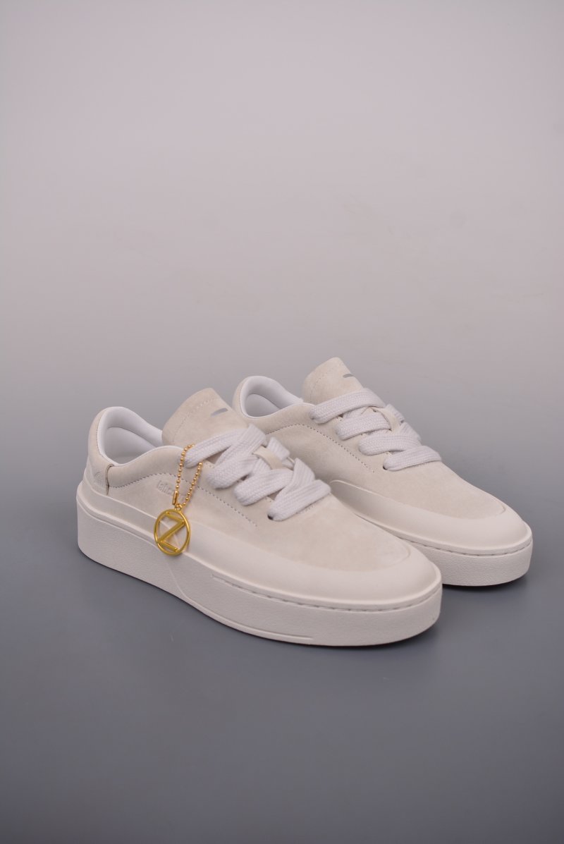 Adidas Labcourt
