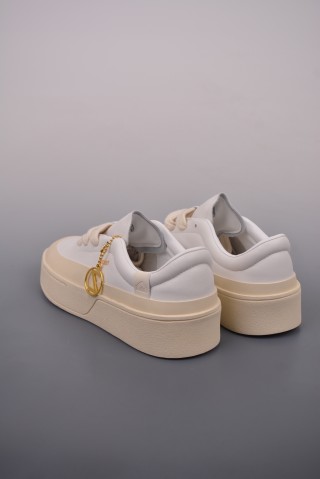 Adidas Labcourt view 2