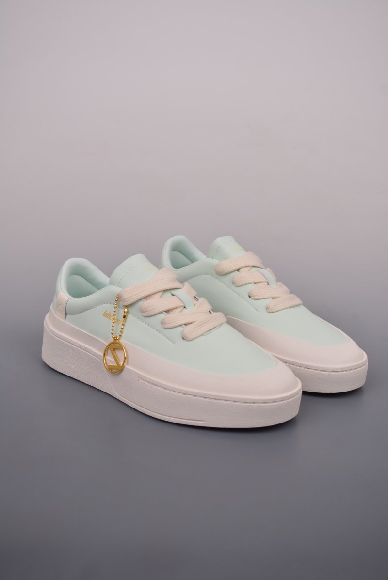 Adidas Labcourt view