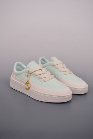Adidas Labcourt view 19