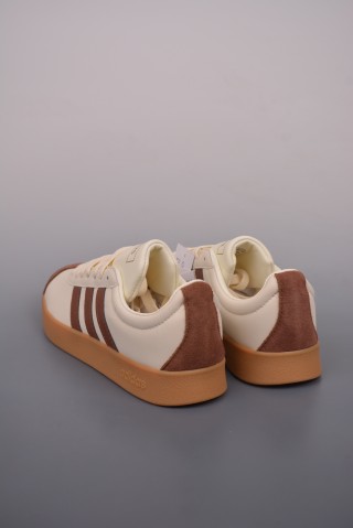 Adidas Neo VI Court Classic view 2