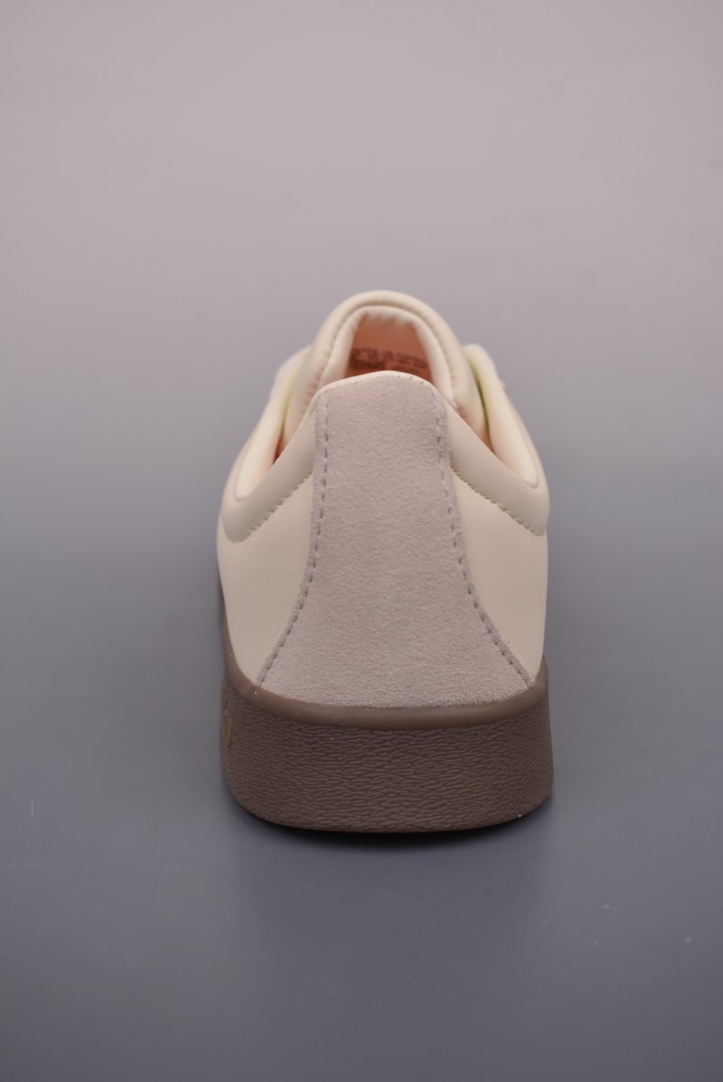 Adidas Neo VI Court Classic view