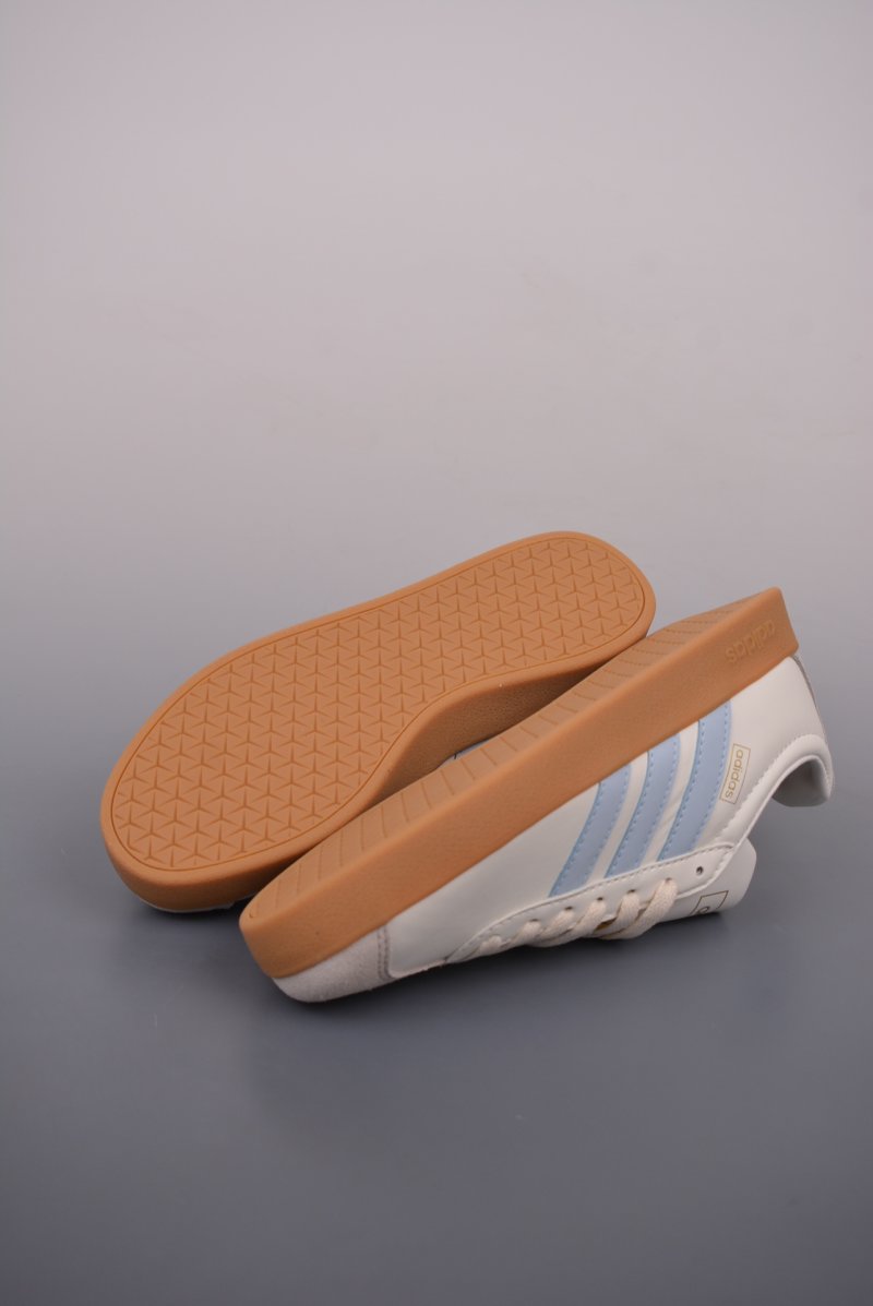 Adidas Neo VI Court Classic view