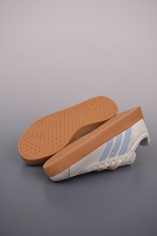 Adidas Neo VI Court Classic view 3