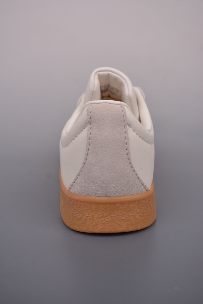 Adidas Neo VI Court Classic view
