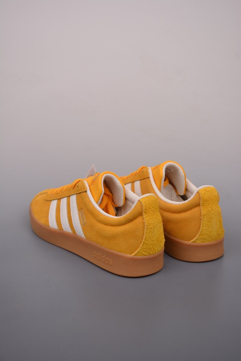 Adidas Neo VI Court Classic view