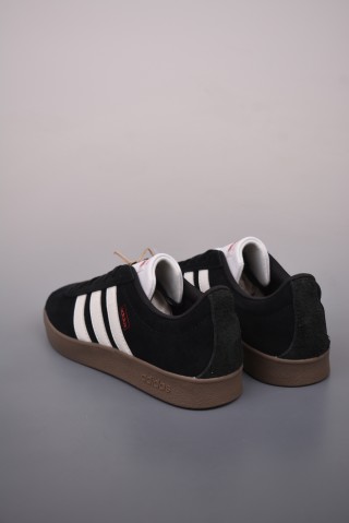 Adidas Neo VI Court Classic view 2