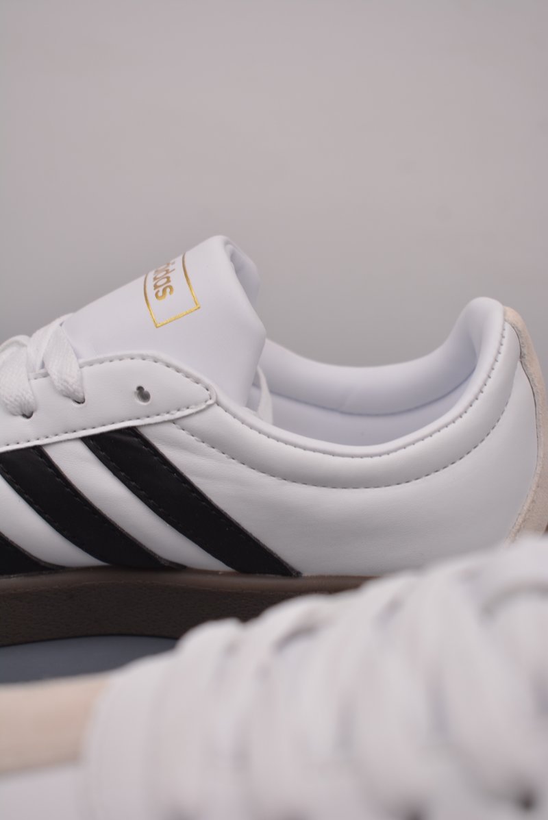 Adidas Neo VI Court view