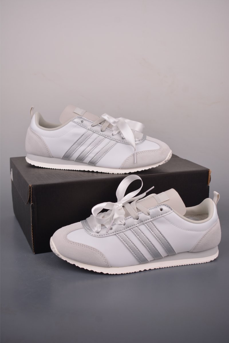 Adidas Neo VS Jog view