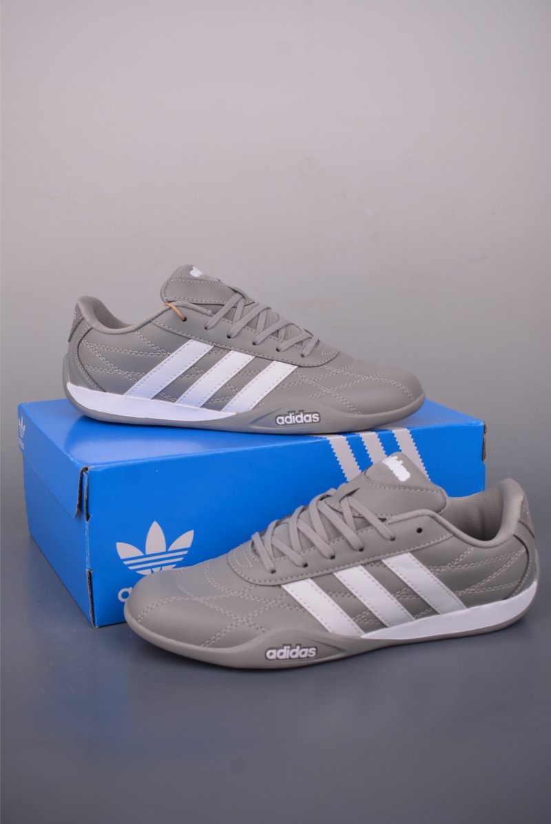 Adidas Originals Adiracer view
