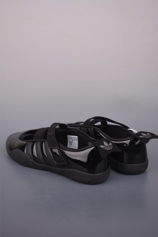 Adidas Originals Taekwondo view 2