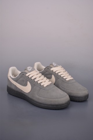 Nike Field General 82