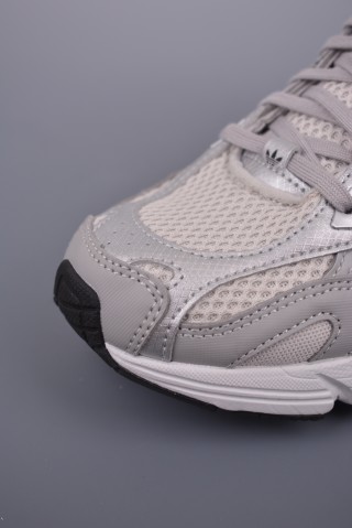 Adidas Astir W view 24