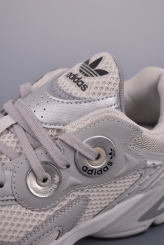 Adidas Astir W view 25