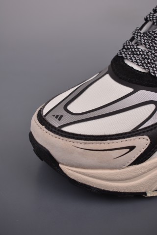 Adidas MTS Pro view 6