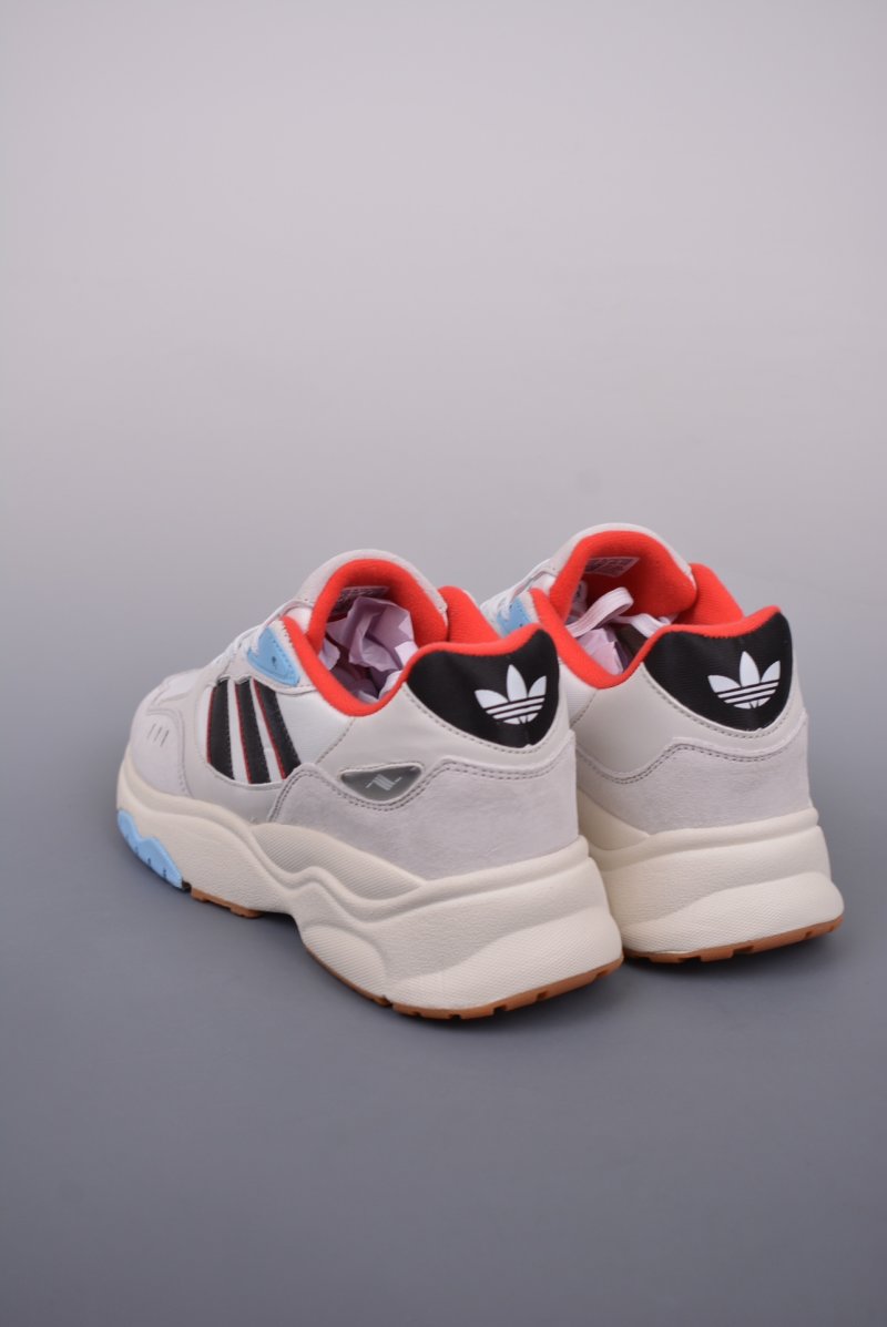 Adidas Retropy F90 view