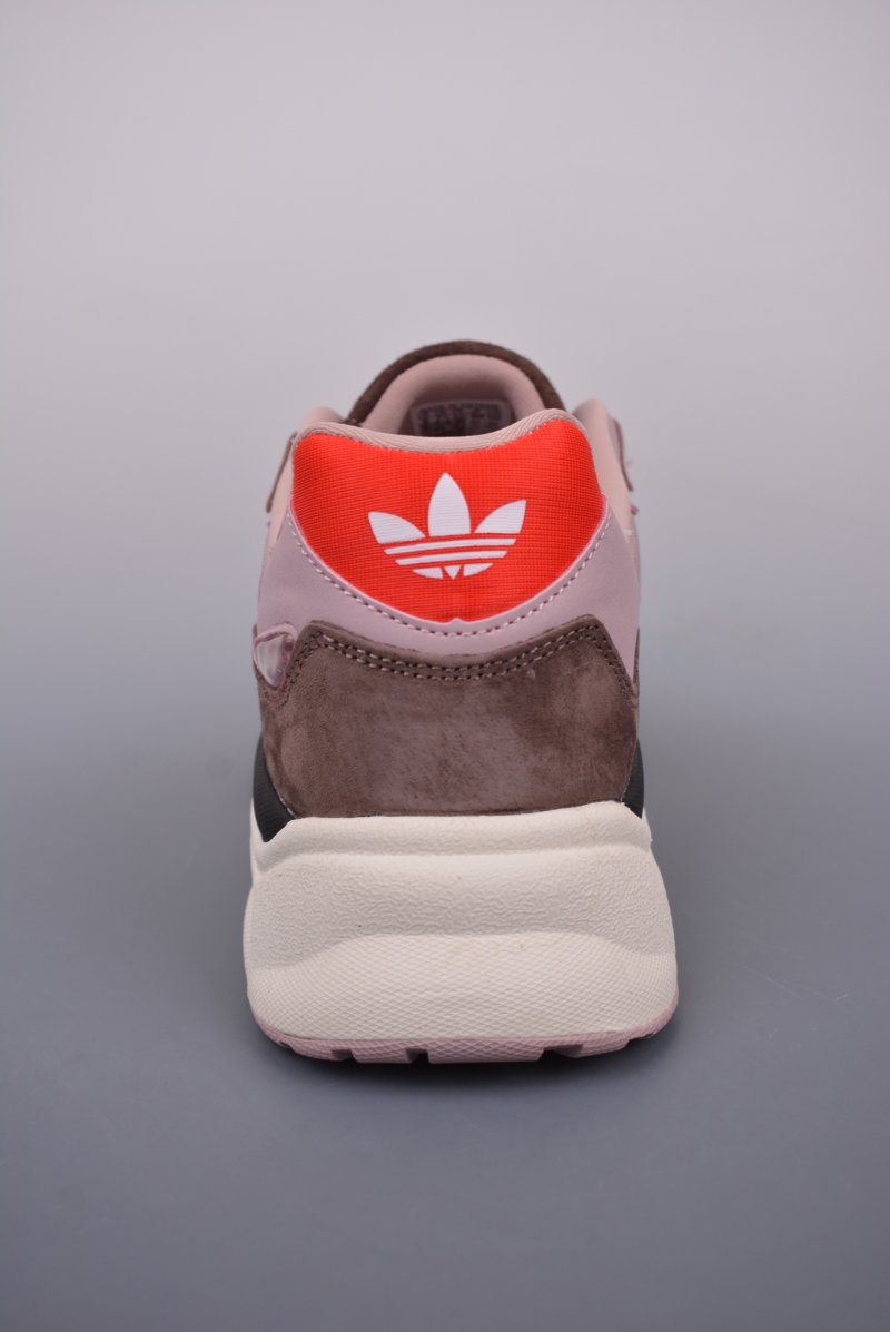 Adidas Retropy F90 view