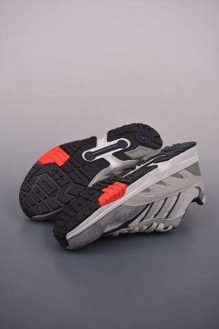 Adidas Torsion Super view 3