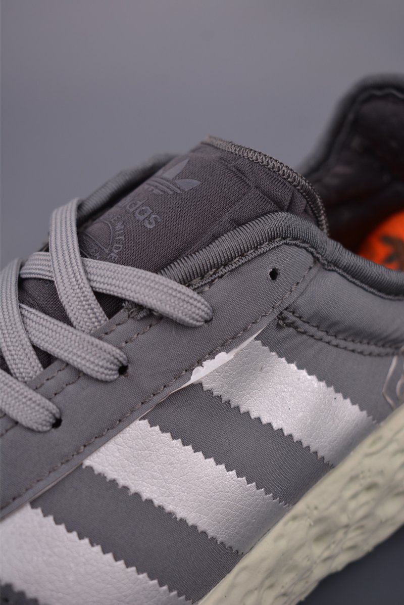 Adidas Zponge view