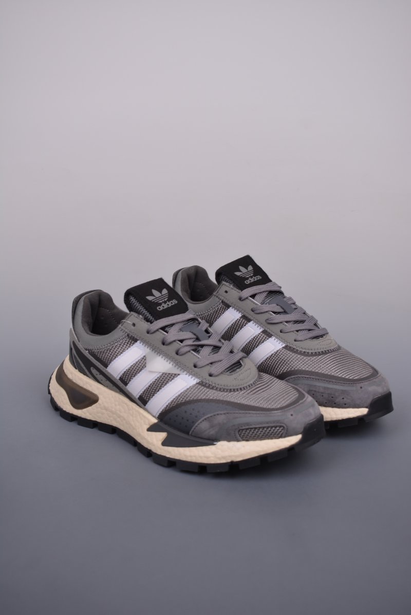 Adidas Retropy P9 Boost view
