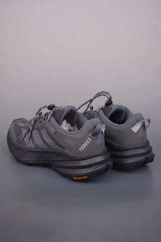 Adidas Terrex Free Hiker SL GTX view 2