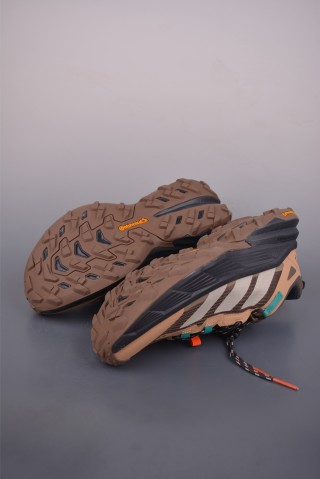 Adidas Terrex Free Hiker SL GTX view 3
