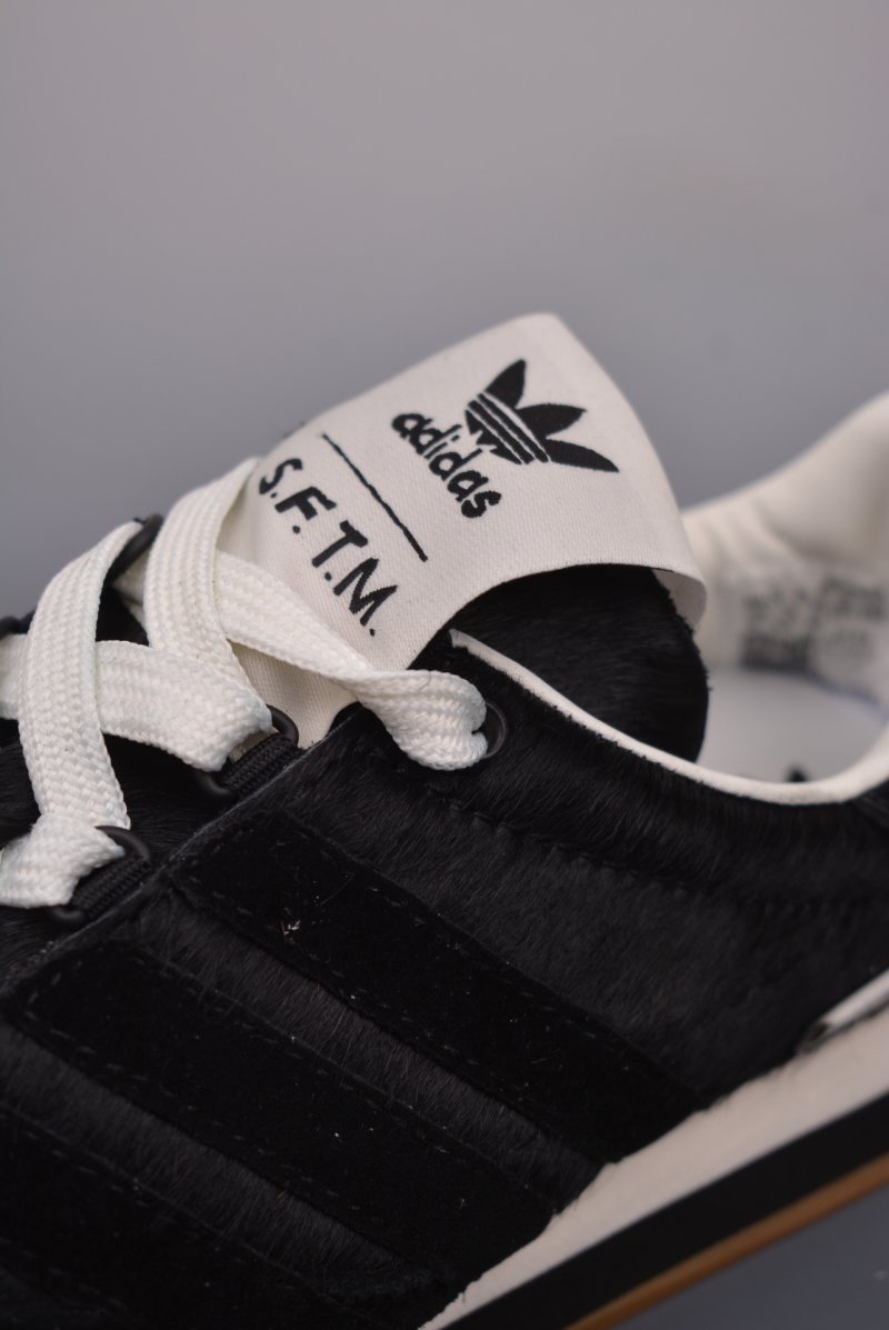 Adidas Country OG 'Song For The Mute' view