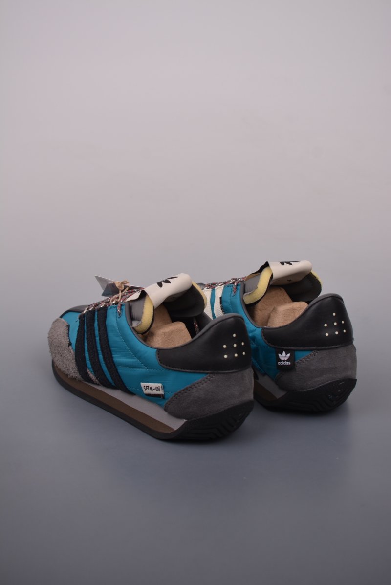 Adidas Country OG 'Song For The Mute' view