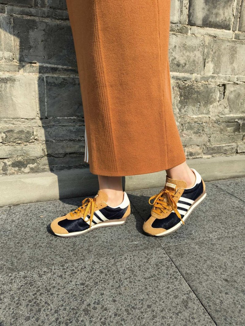 Adidas Feifei Ruan X Adidas Originals OG 'Brown / Blue' view