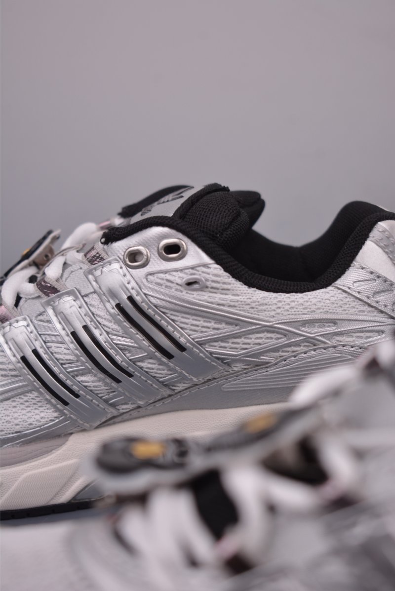 UNheardof X Adidas Originals Adistar Cushion 'Silver' view